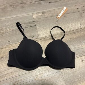 SKIMS Black T-Shirt Bra